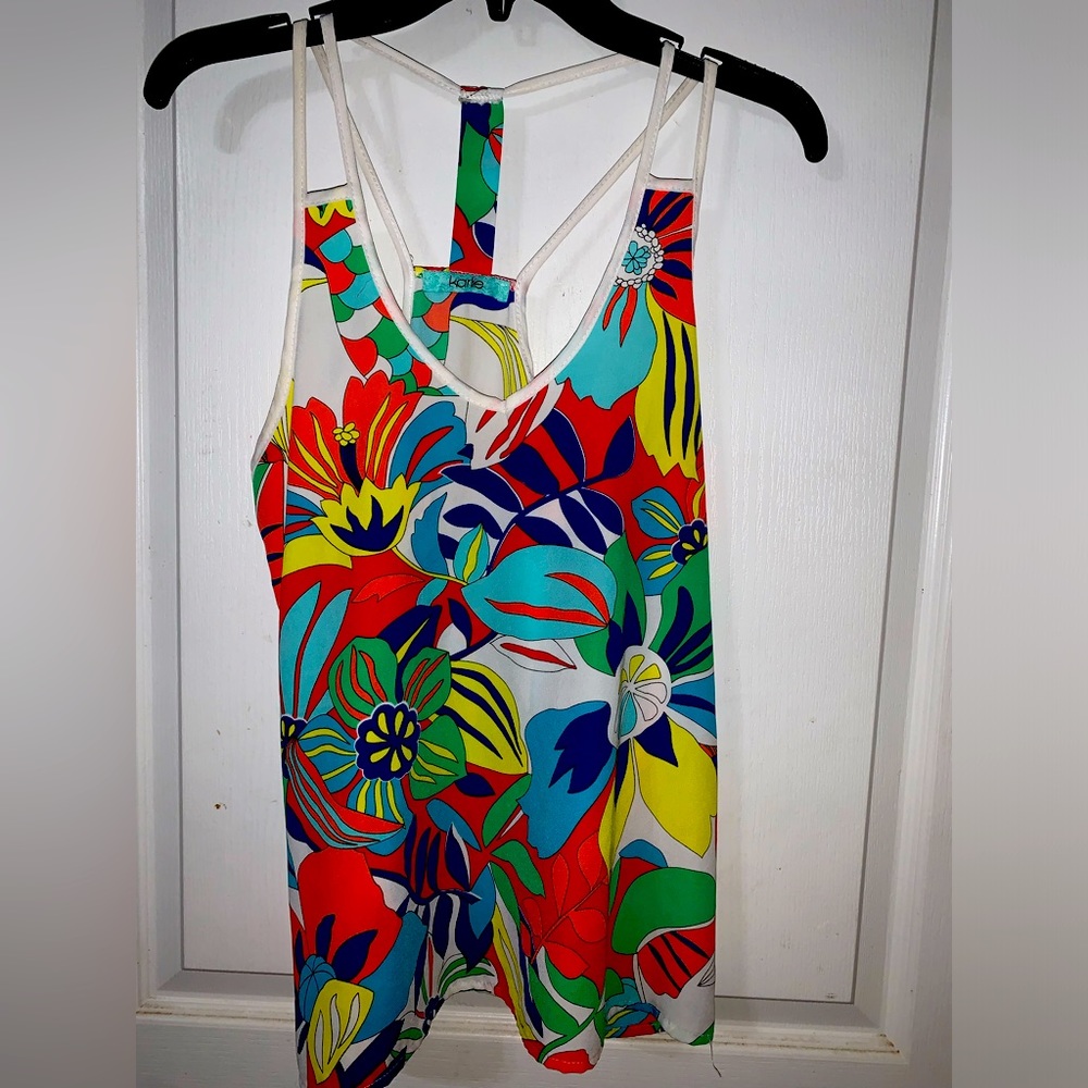 Karlie tank top colorful size small